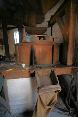 Voorbeeld maalstoel in molen (De Arend Coevorden)