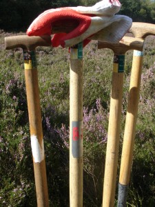 spades om opslag  uit te steken